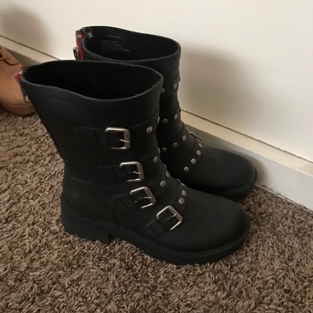 Steve Madden Thunder Rain boots